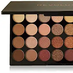 Une image de Palette de Maquillage Revolution Ultra - 32 ombres à paupières - Pour satisfaire la curiosité de votre petite amie!